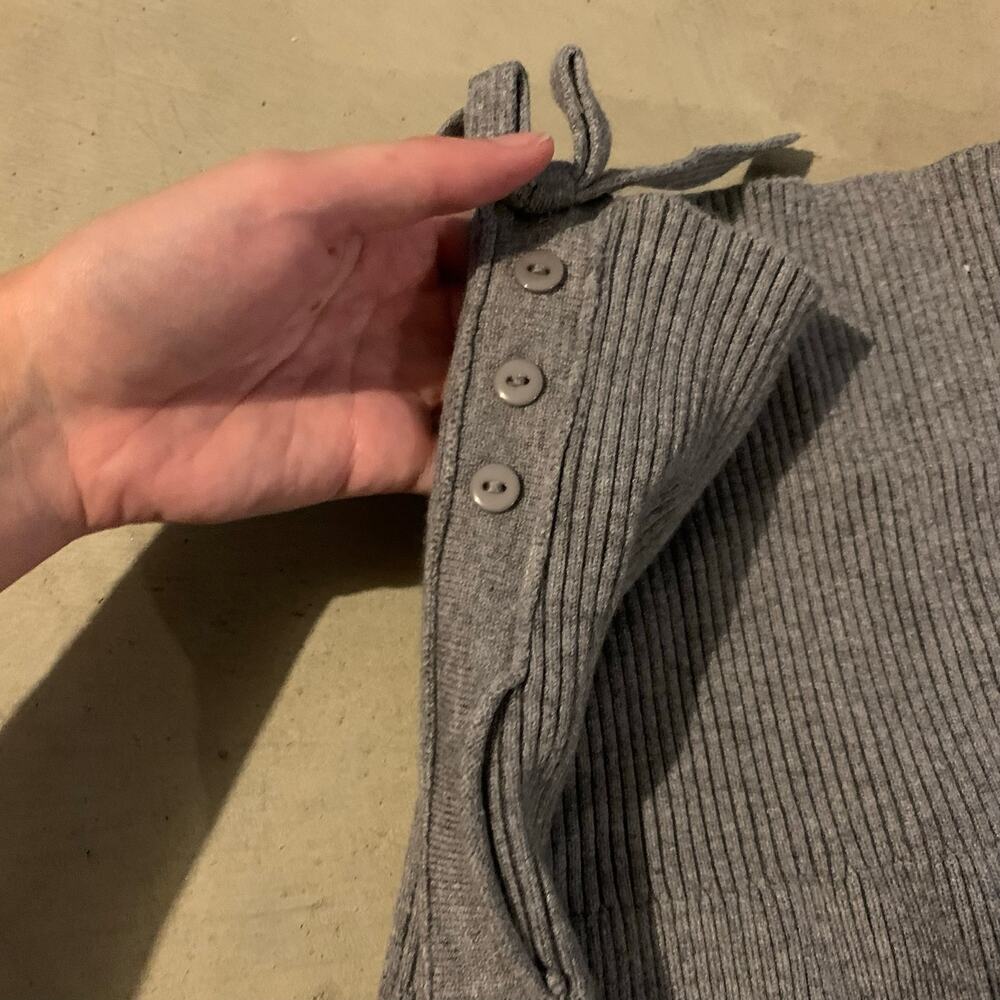 Y2K Gray Knit Tube Top Lace Hem Button Side Small Medium - Picture 4 of 5